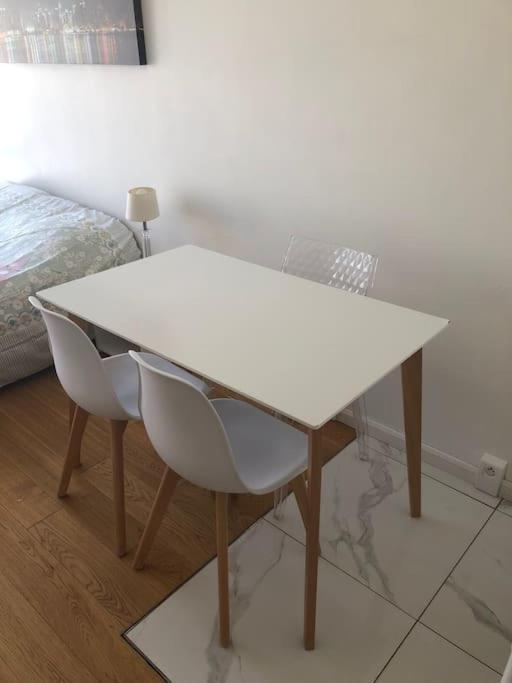 Nice Flat St Germain En Laye Centre 30 Minutes To Paris Saint-Germain-en-Laye ภายนอก รูปภาพ