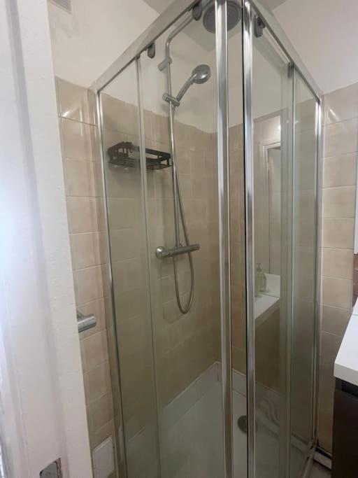 Nice Flat St Germain En Laye Centre 30 Minutes To Paris Saint-Germain-en-Laye ภายนอก รูปภาพ